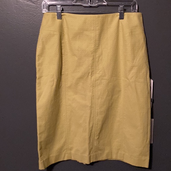 NWOT 2 Piece Skirt Set by Essentials G. - Picture 4 of 5